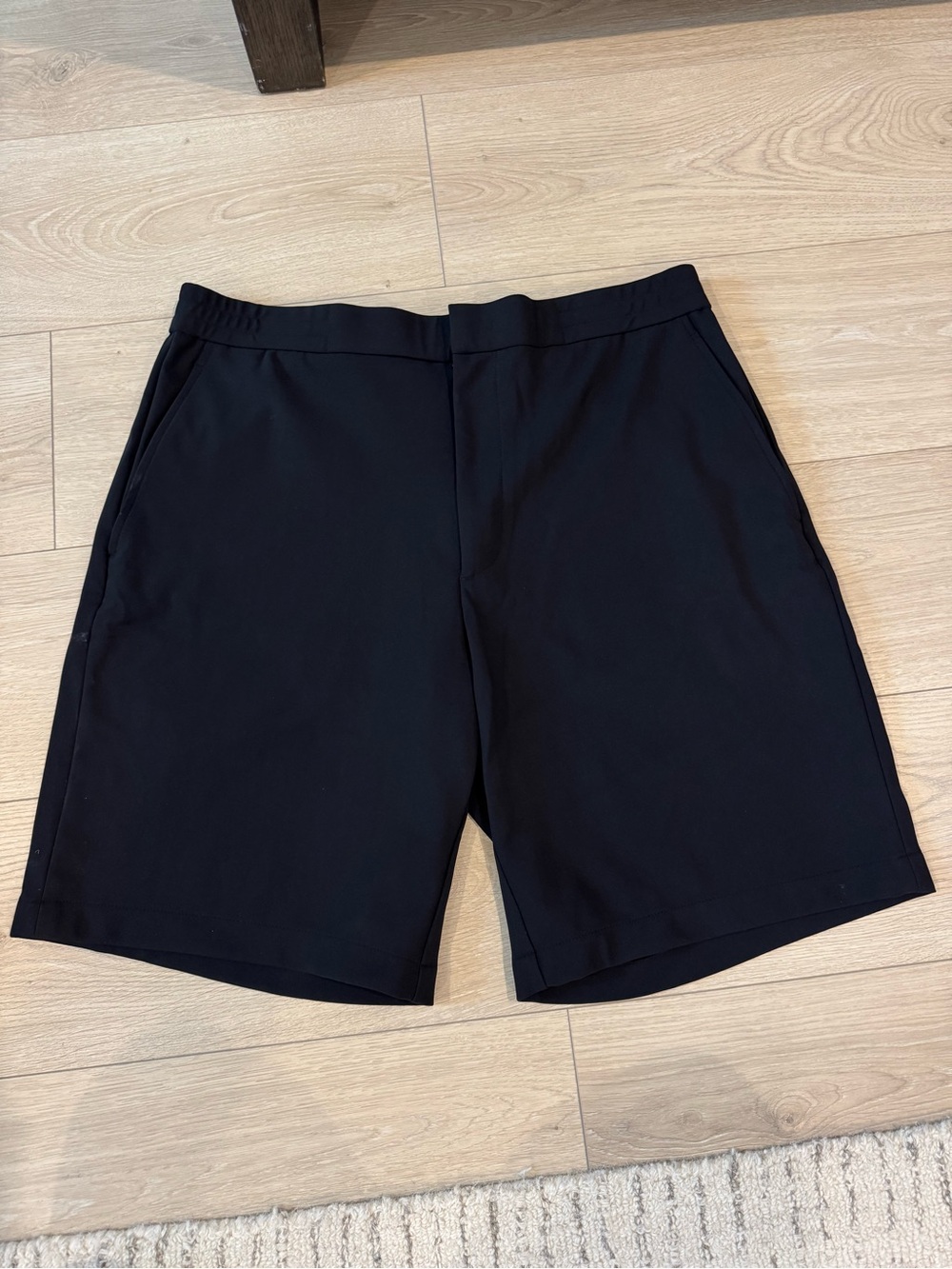 Theory Black Men's Hybrid Shorts